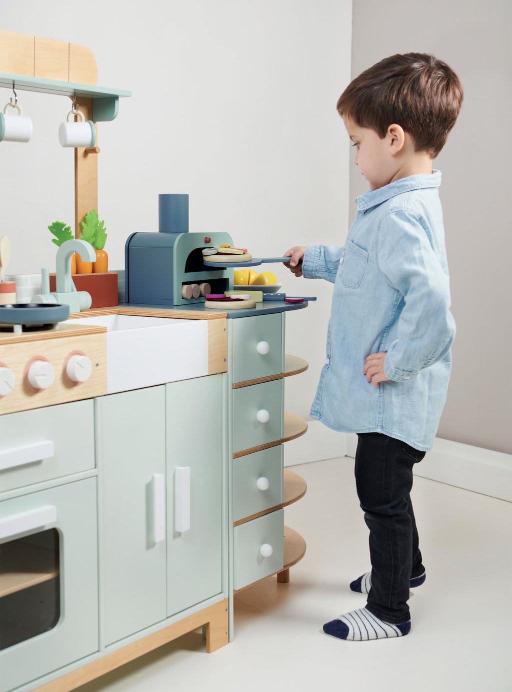 Fiamma Grand Kitchen | Tender Leaf Toys